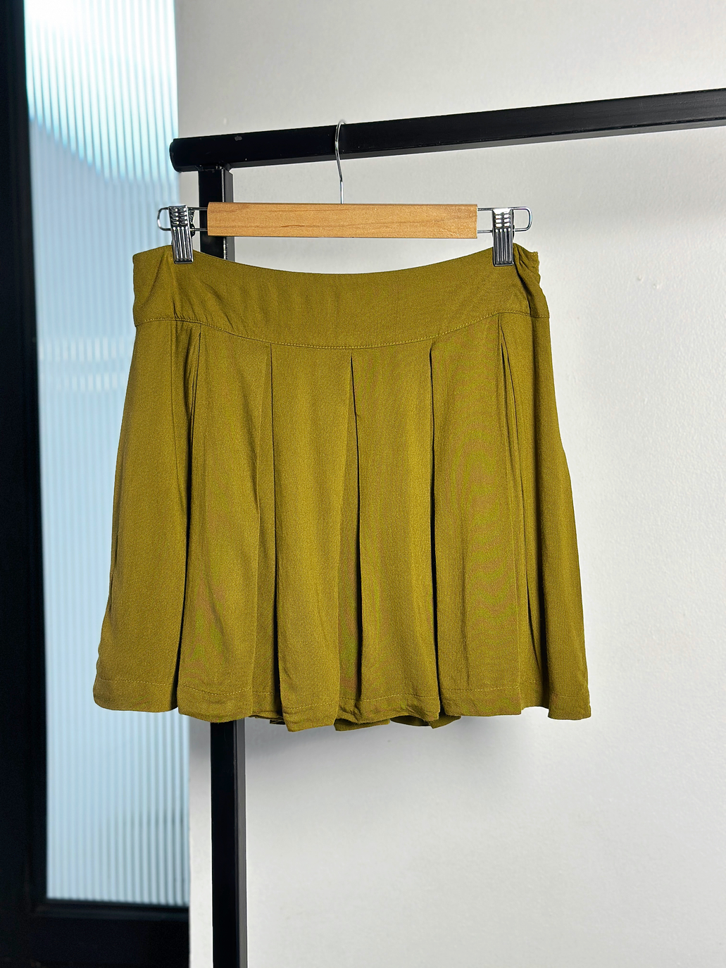 Falda verde tableada  1