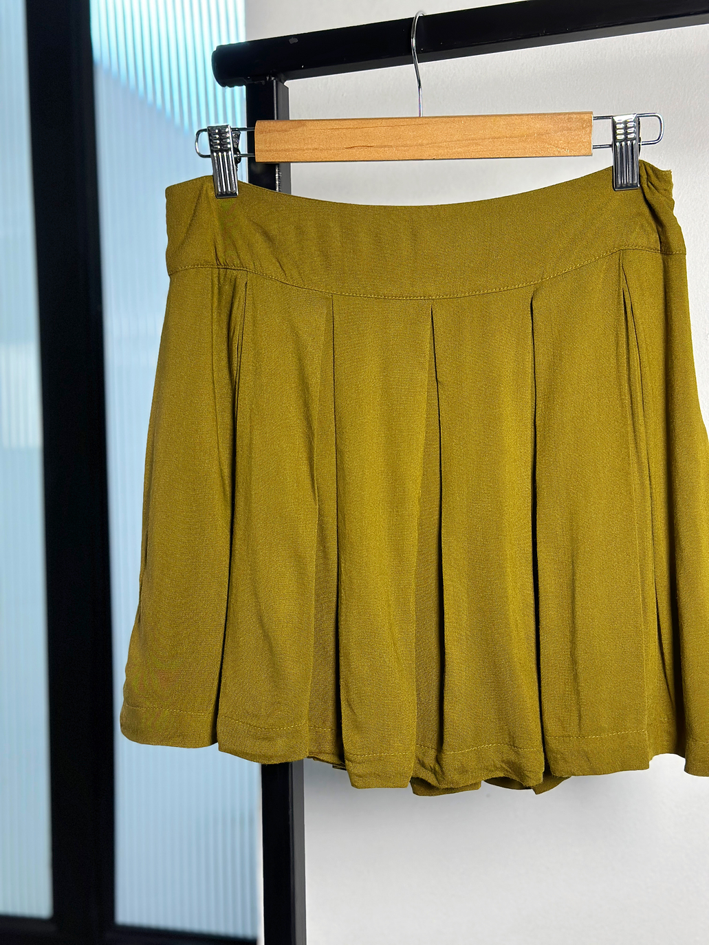 Falda verde tableada  2