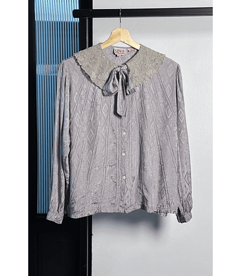 blusa gris vintage 