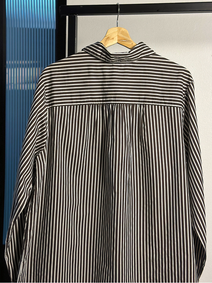 Camisa rayada oversize 4