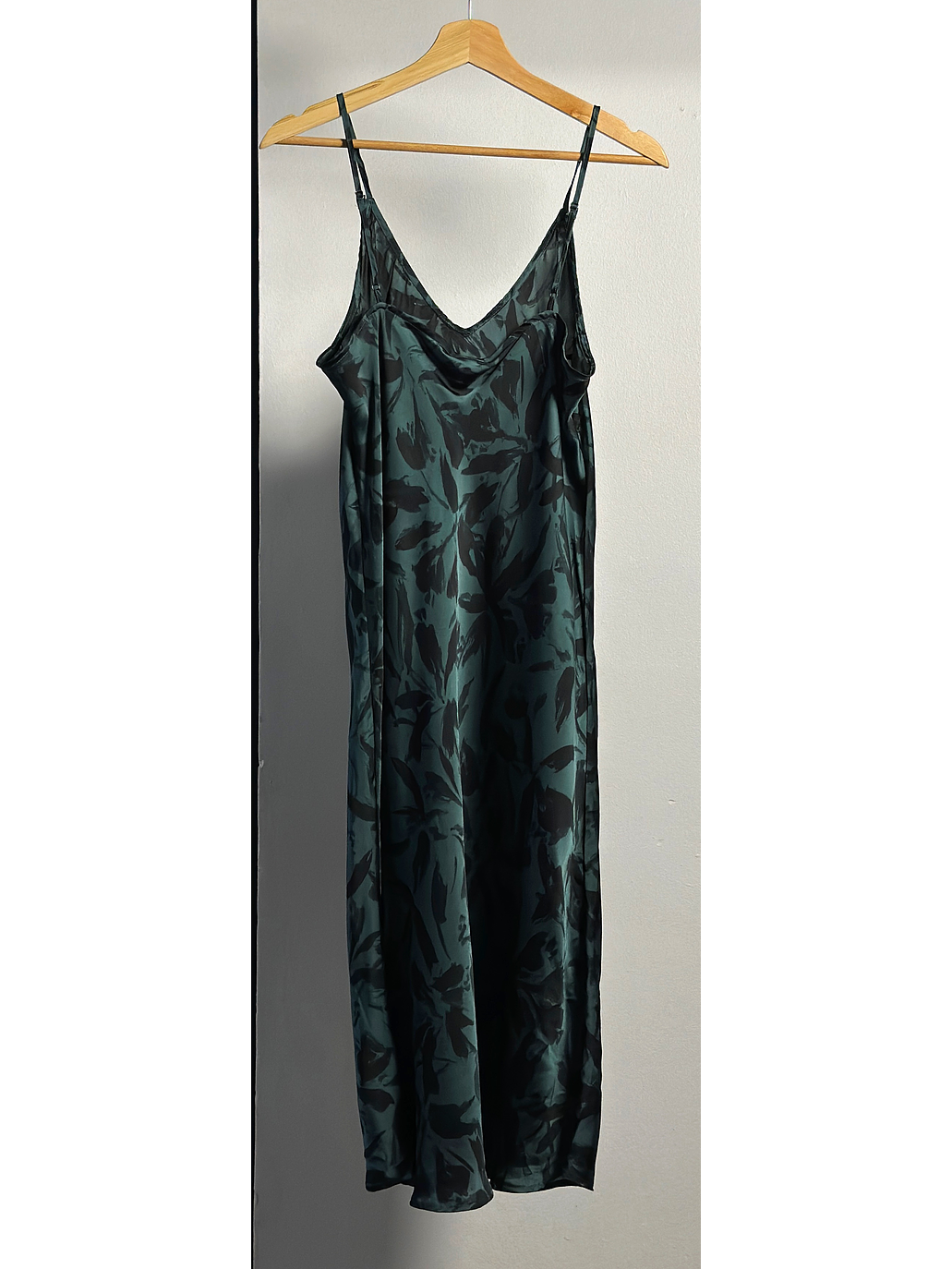 Vestido verde satinado  3