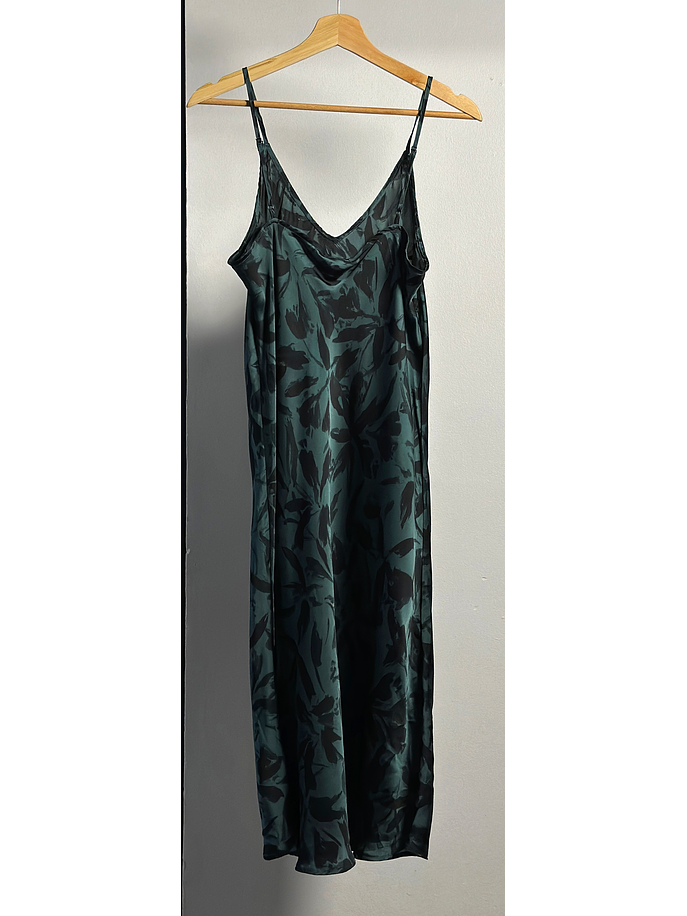 Vestido verde satinado  3