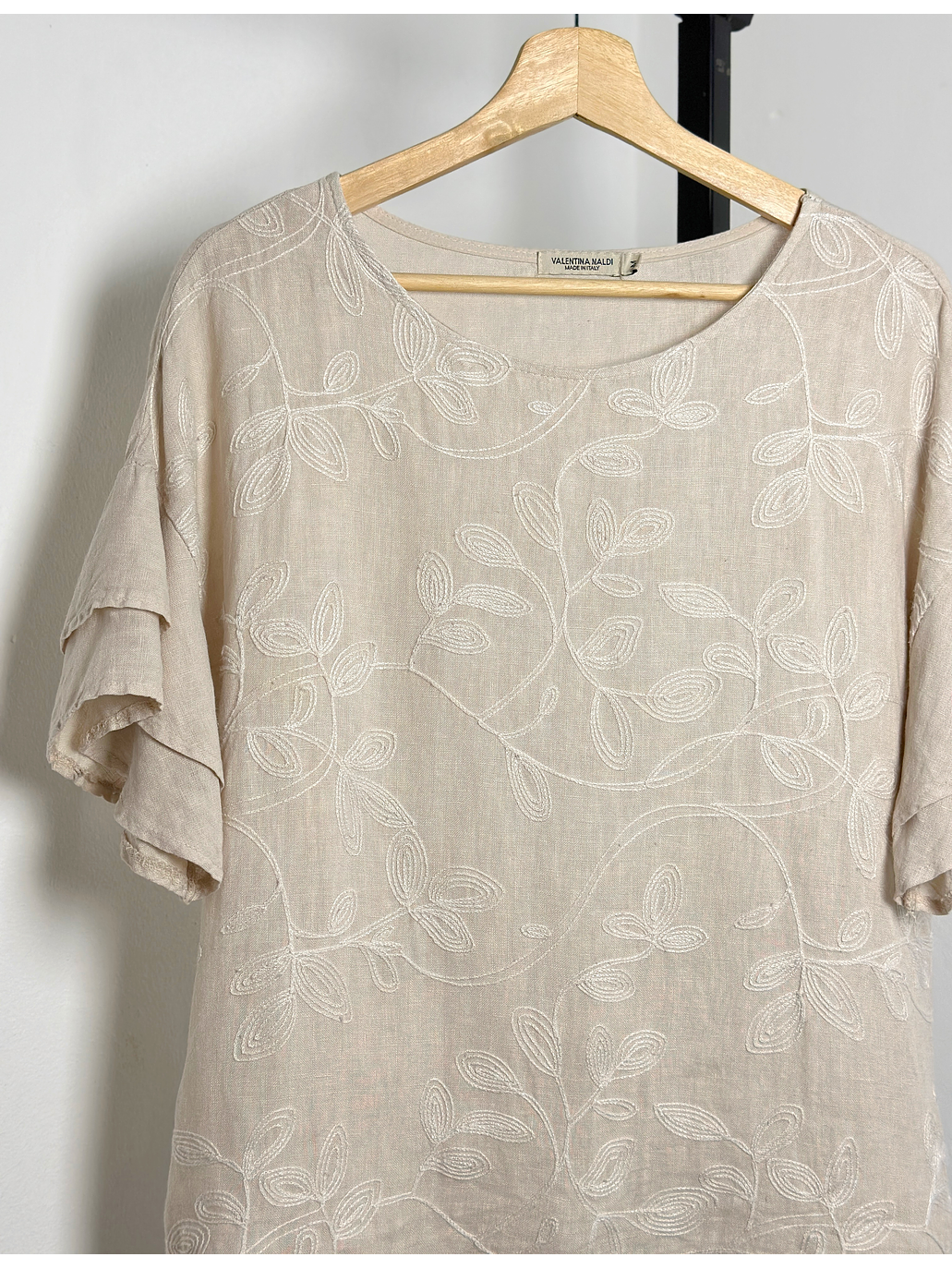 Blusa de lino bordada  2