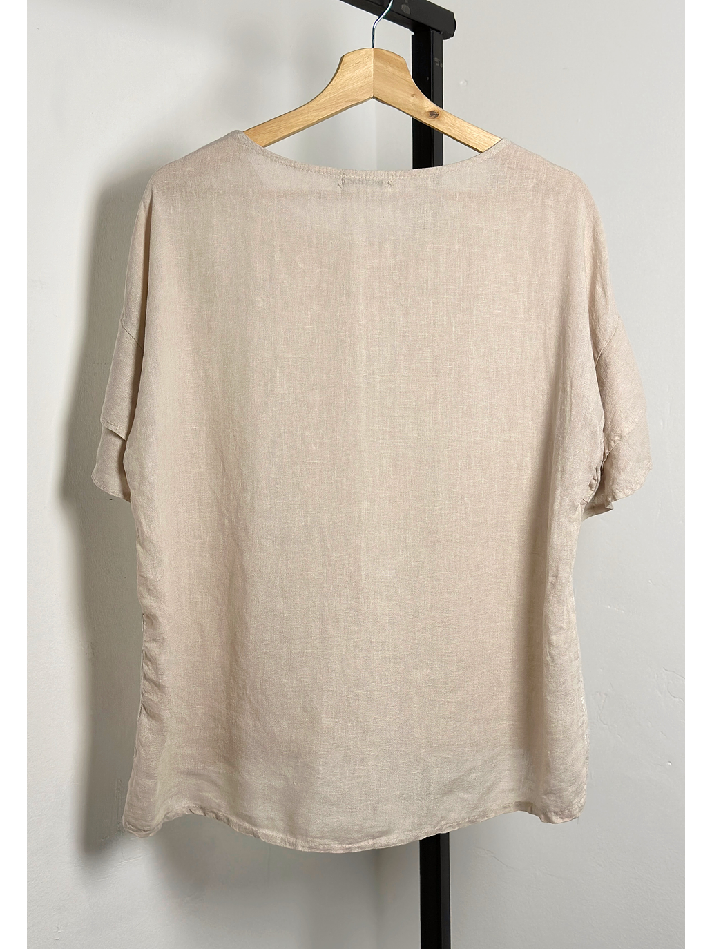 Blusa de lino bordada  4