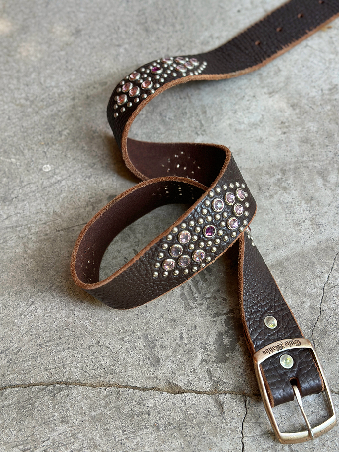 Cinturón de cuero vintage con apliqués  1