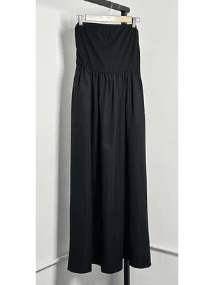 Vestido negro stapless