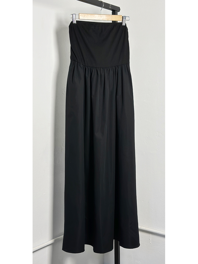 Vestido negro stapless 1
