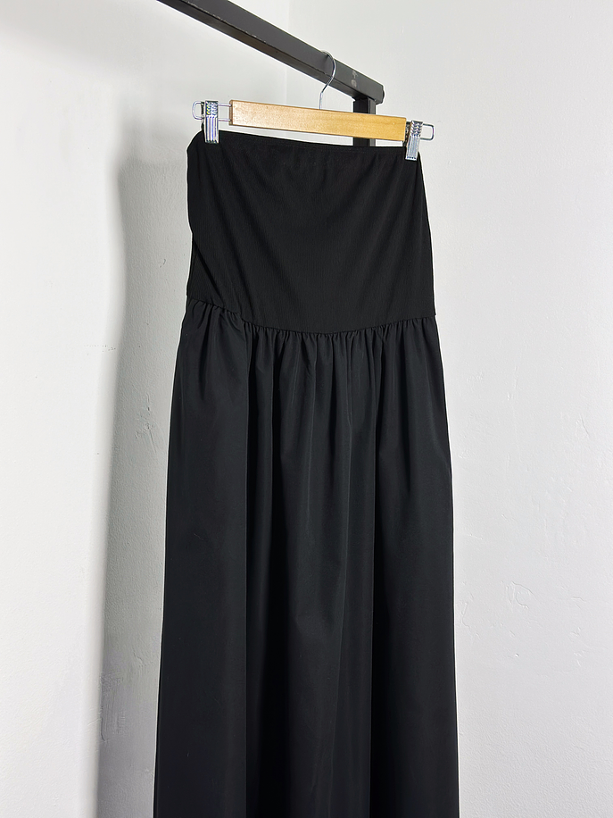 Vestido negro stapless 2