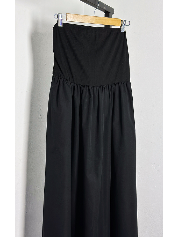 Vestido negro stapless 3