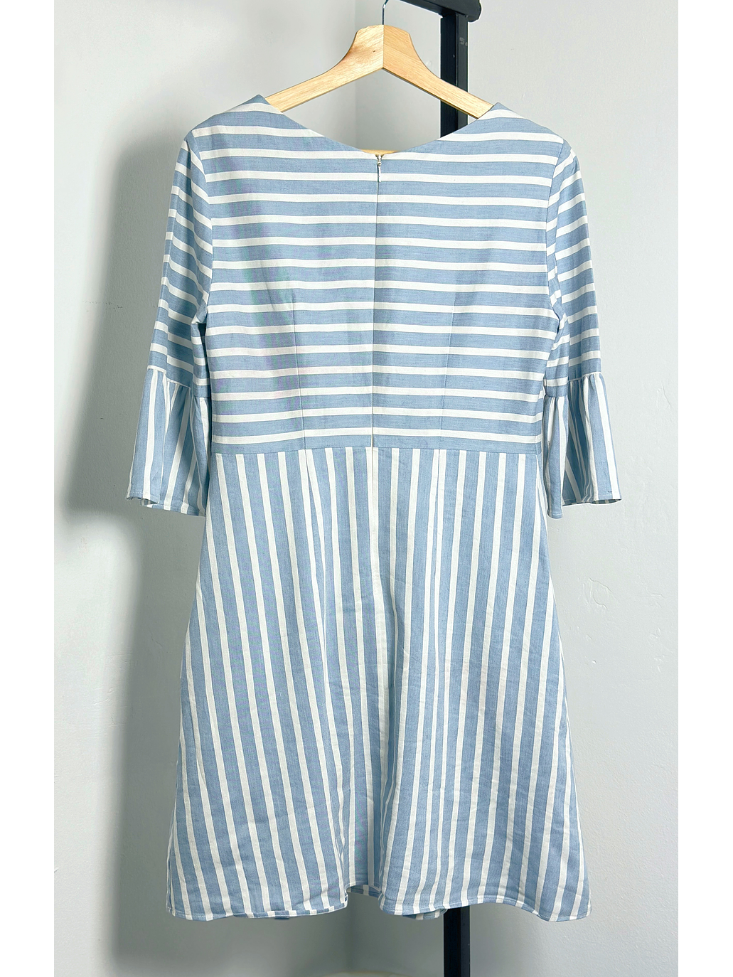 Vestido rayado celeste/blanco 3