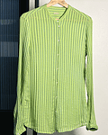 Camisa verde franjas 