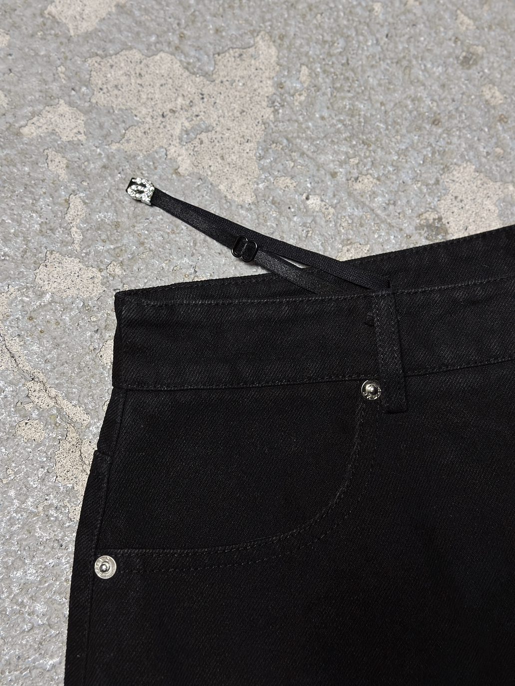 Falda denim negra asimétrica 5