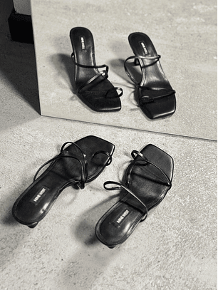 Sandalias con taco negras 