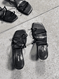 Sandalias con taco negras  - Miniatura 3