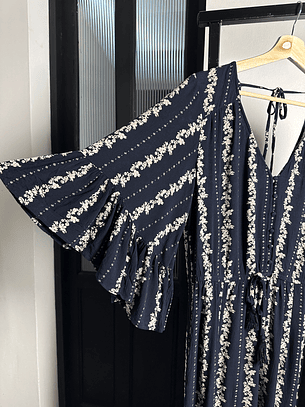 Vestido azul floreado