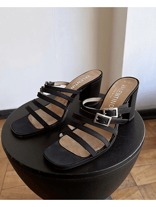 Sandalias negras vintage