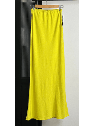 Falda larga amarilla