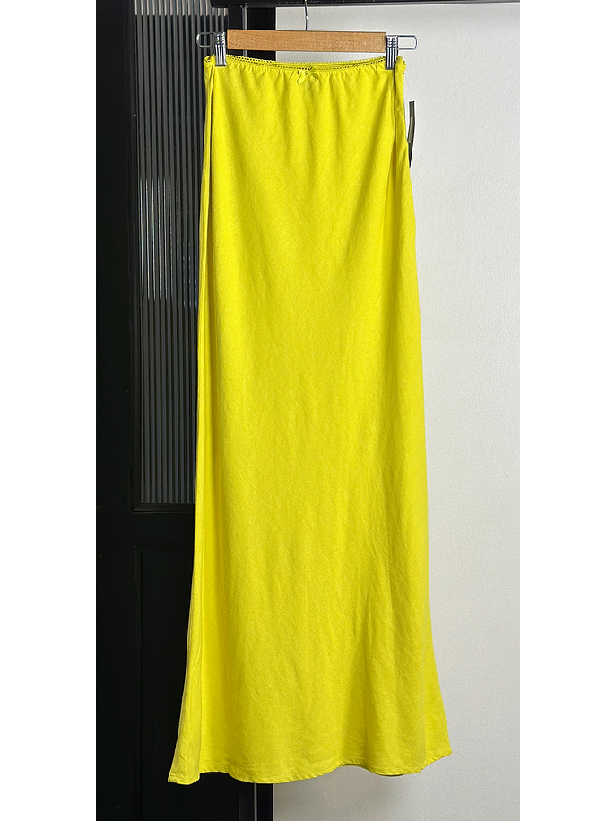 Falda larga amarilla 1