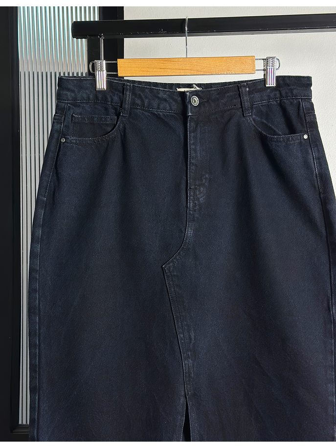 Falda midi mezclilla azul oscura  2