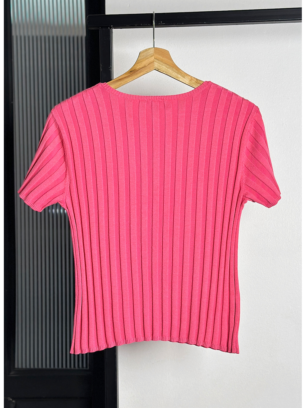 Top fucsia acanalado 3