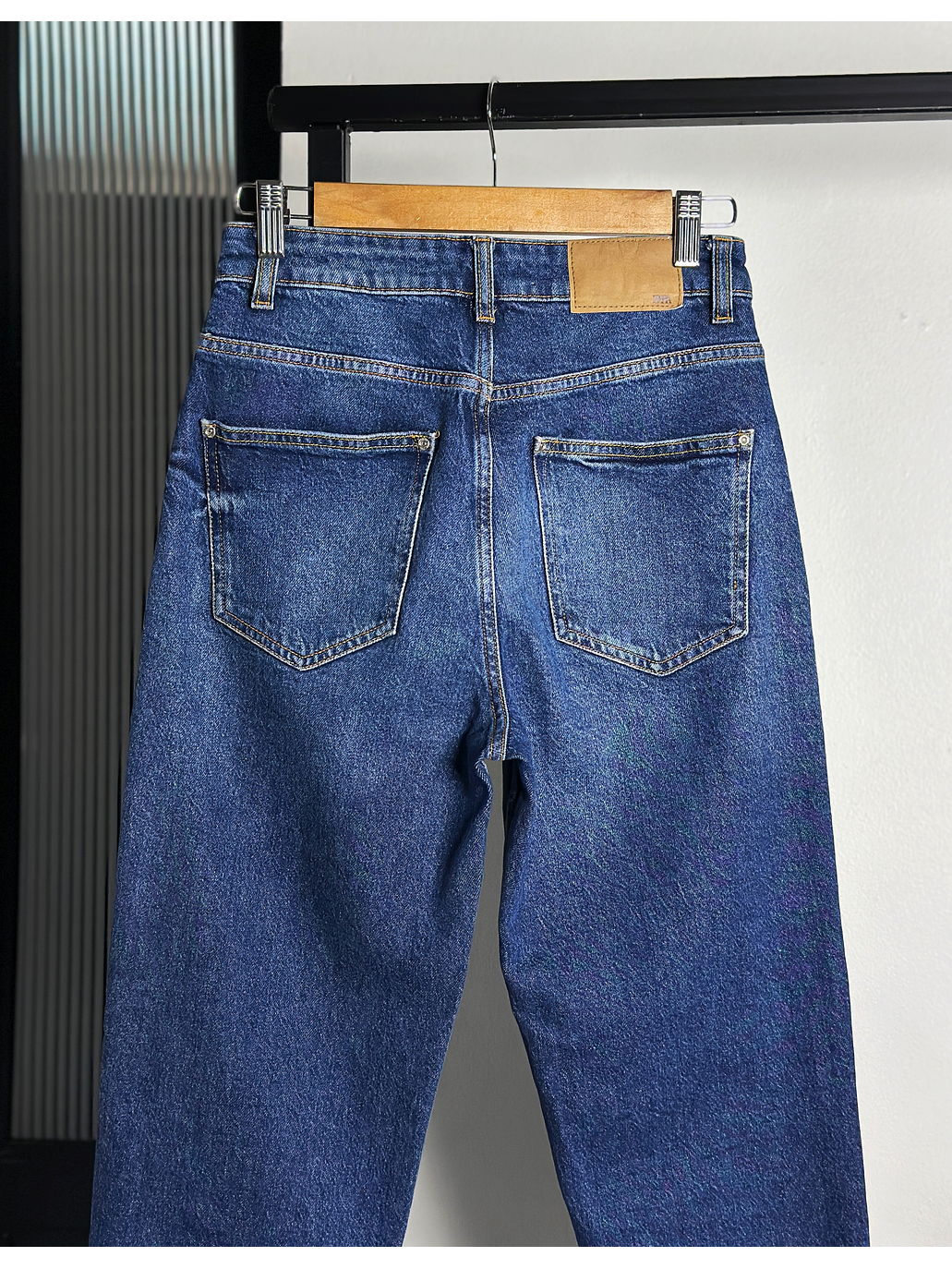 Jeans azul tiro alto 4