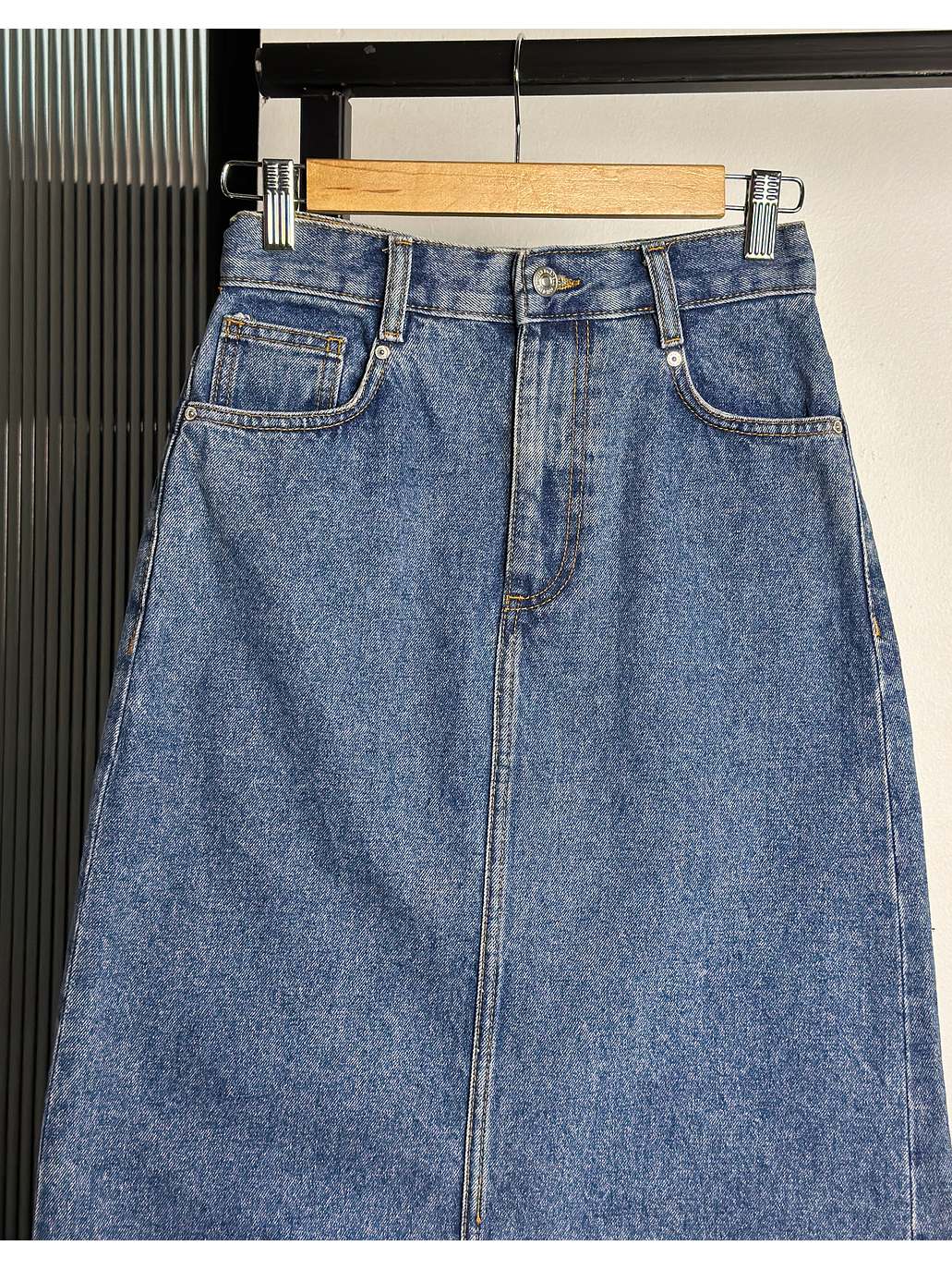 Falda midi mezclilla  2