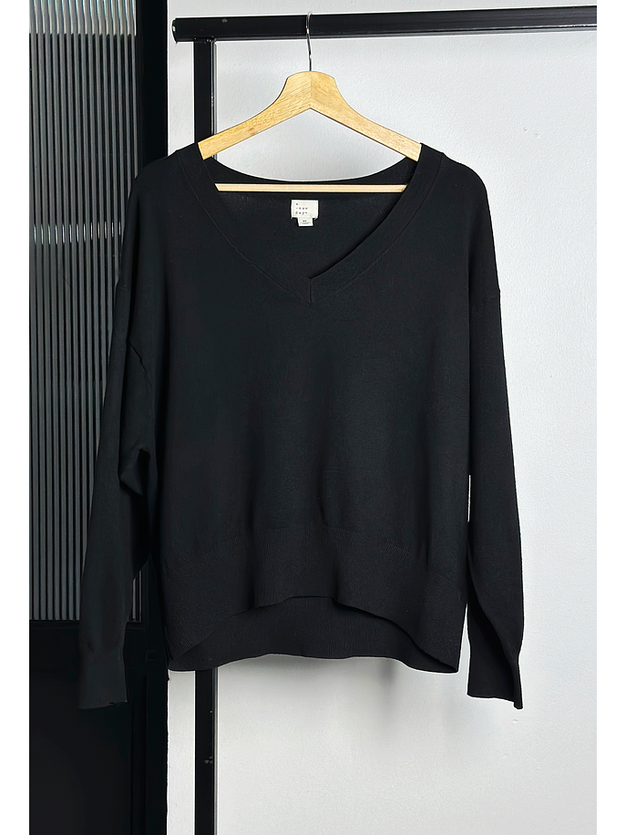 Chaleco negro cuello v 1