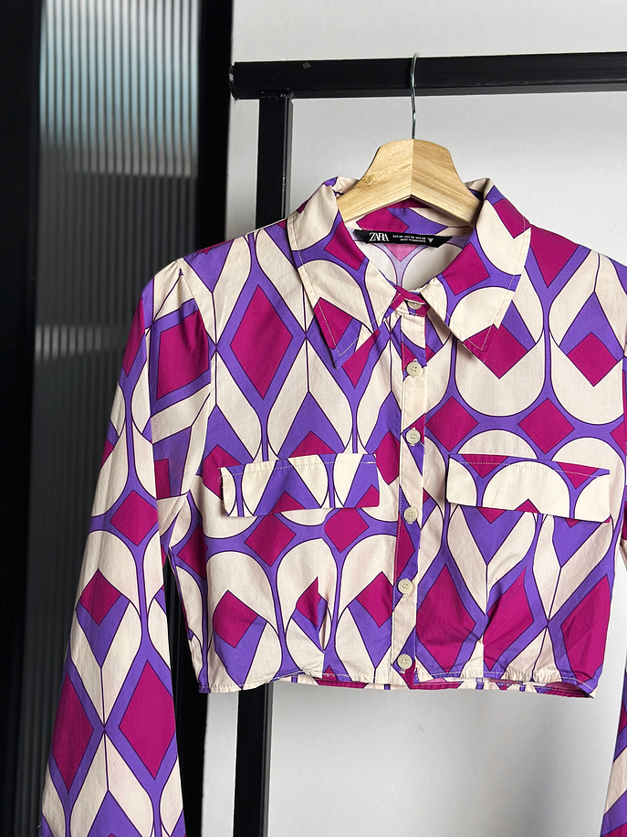 Camisa crop estampada  2