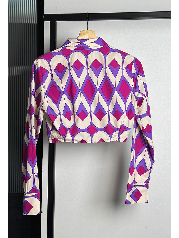 Camisa crop estampada  3