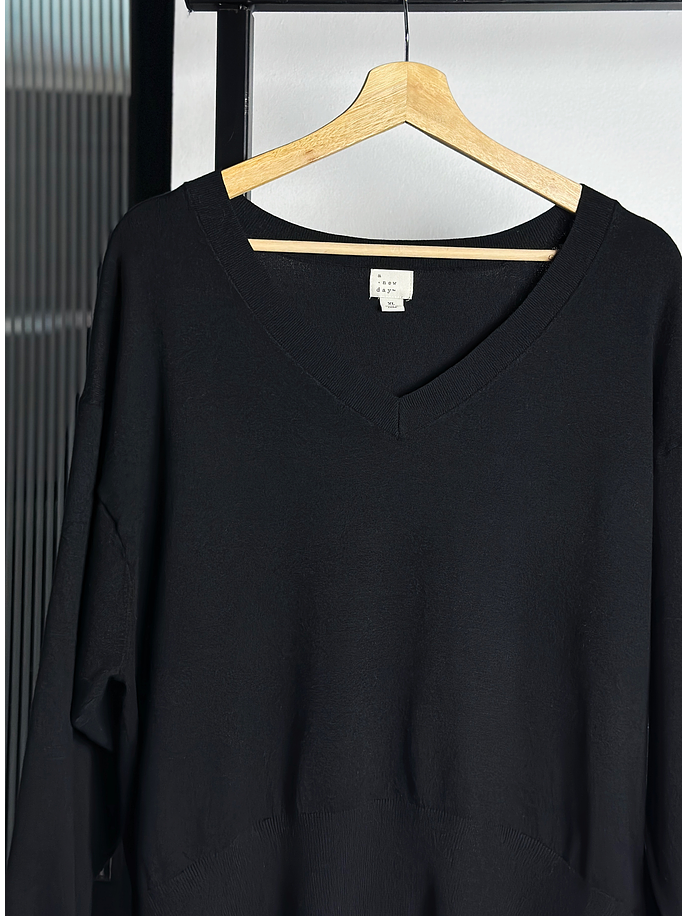 Chaleco negro cuello v 2