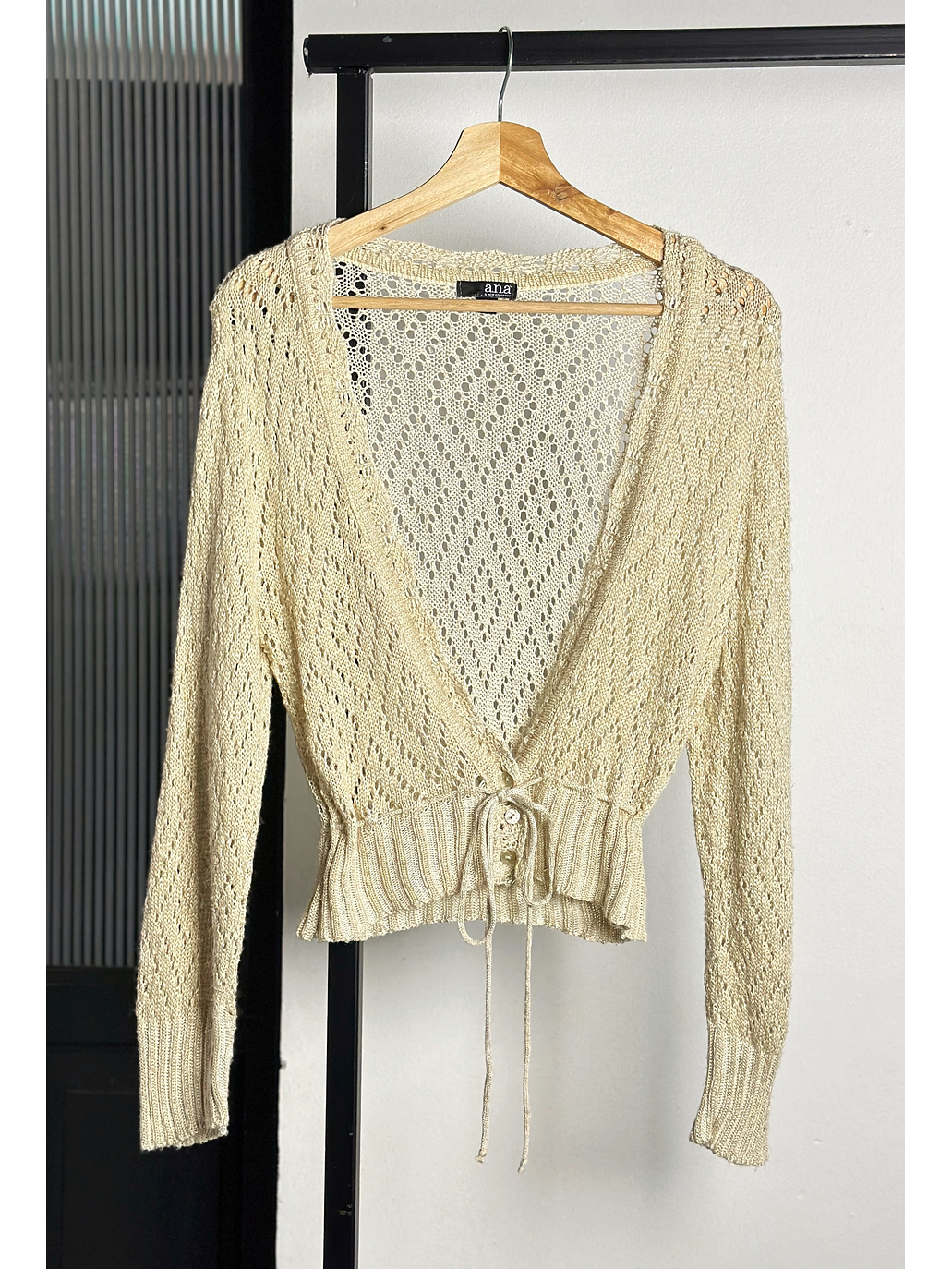 Chaleco beige calado 1