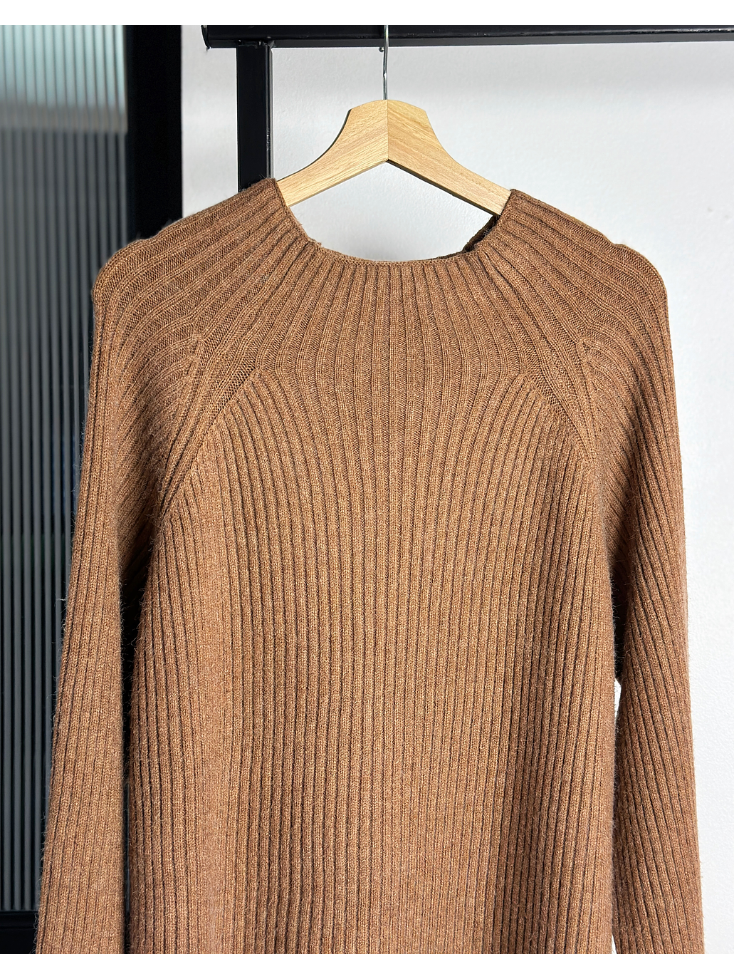 Suéter café acanalado 2
