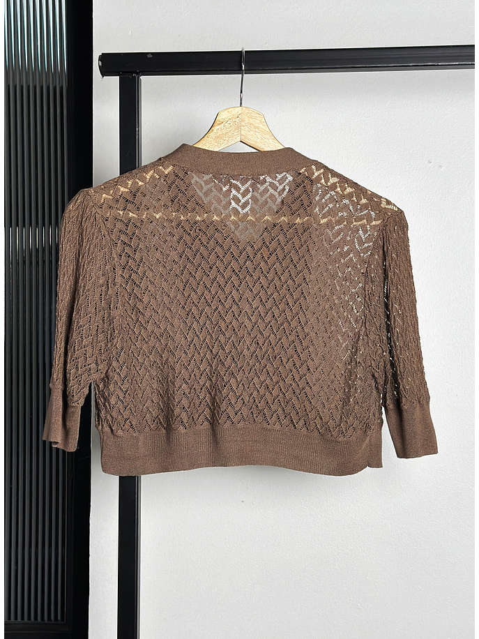 Top de punto calado café 3