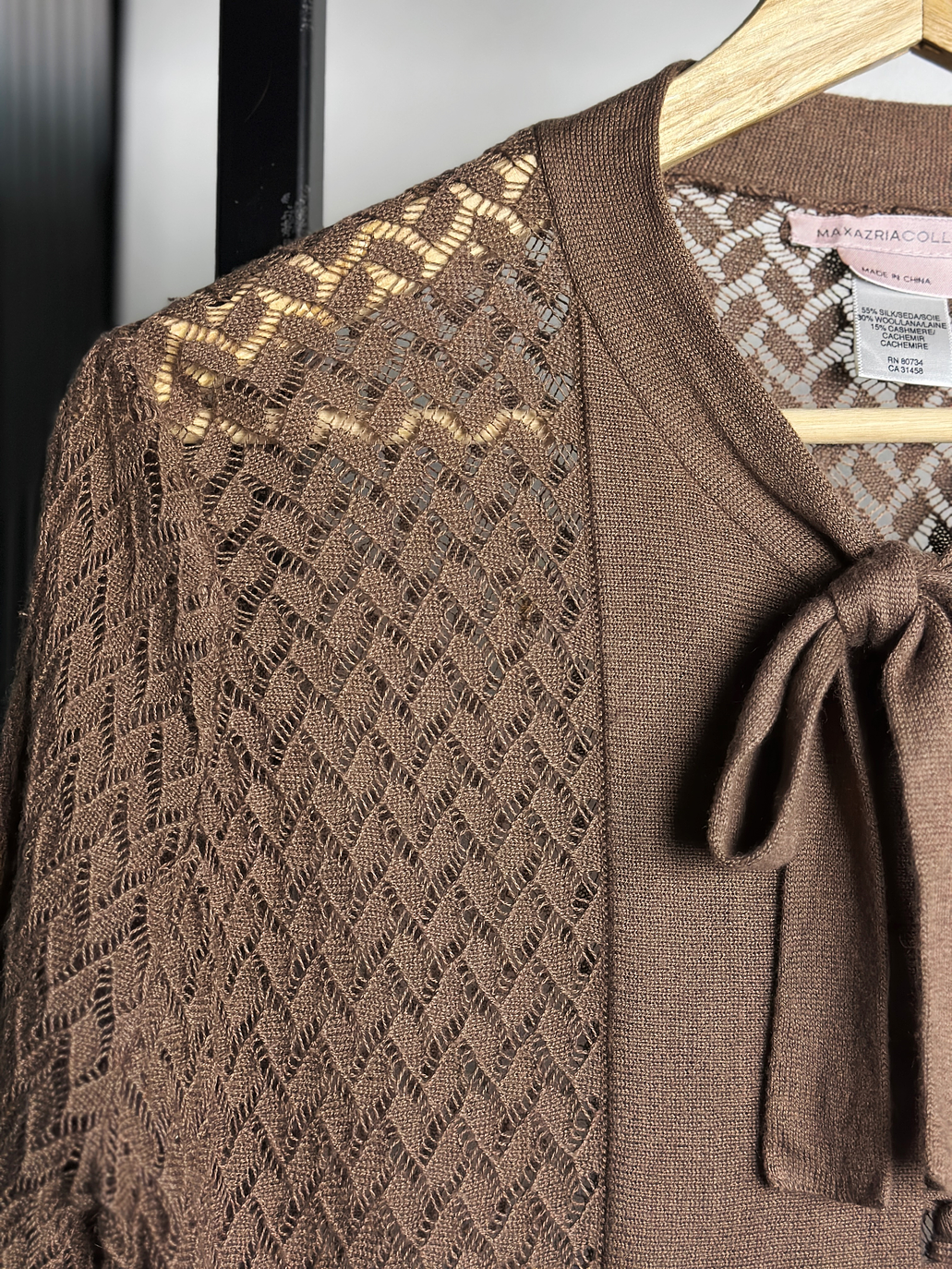 Top de punto calado café 4