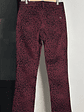 Jeans mezclilla burdeo animal print  - Miniatura 4