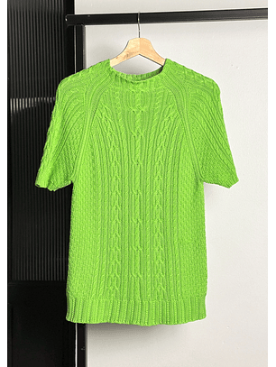 Polera verde punto trenzado 
