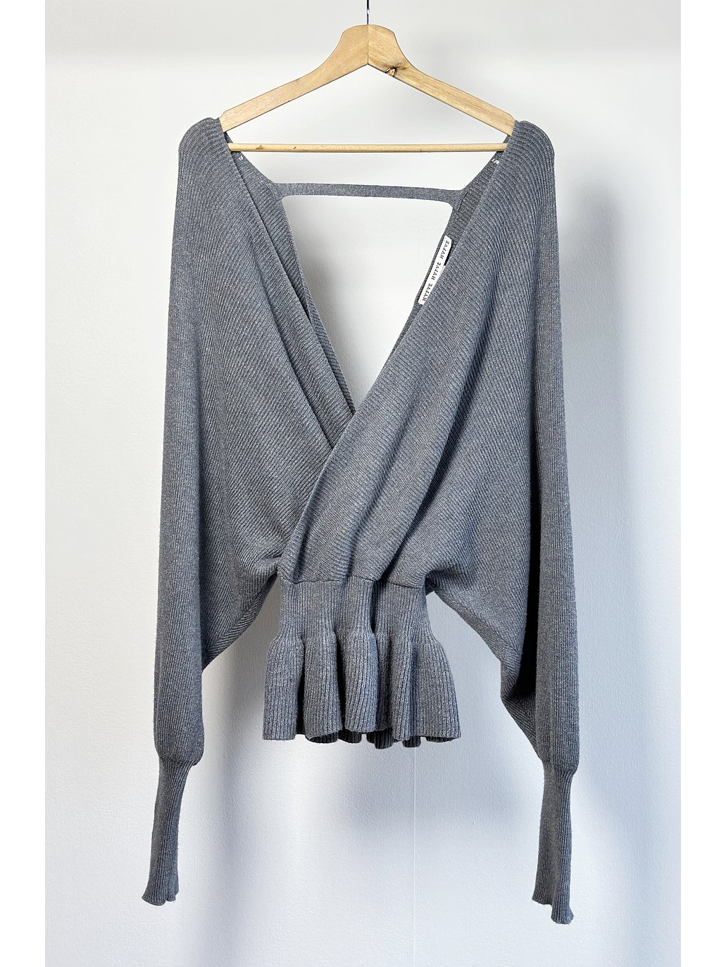 Chaleco gris escotado 1