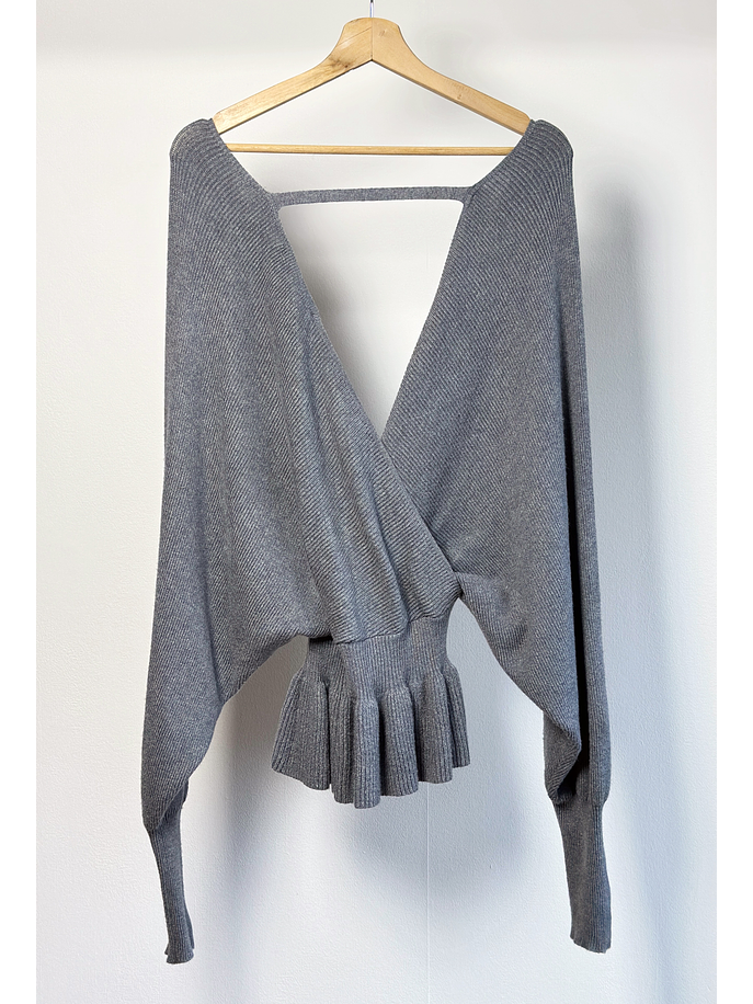 Chaleco gris escotado 4