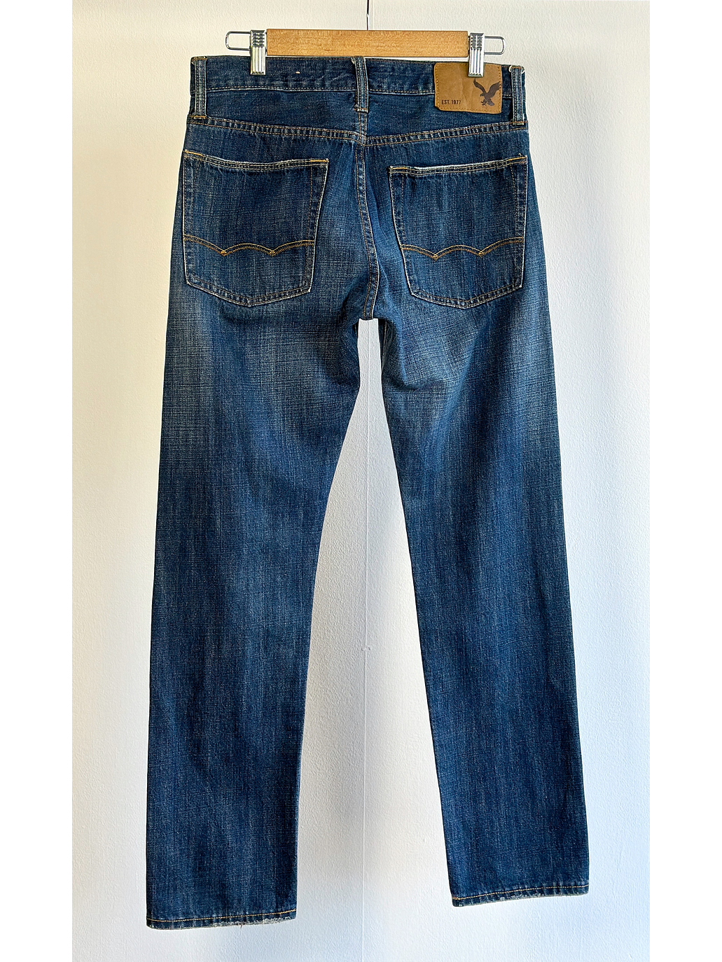 Jeans azul oscuro lavado 3