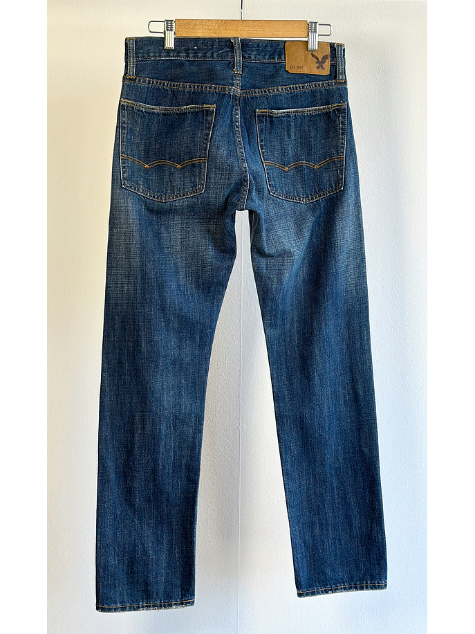 Jeans azul oscuro lavado 3