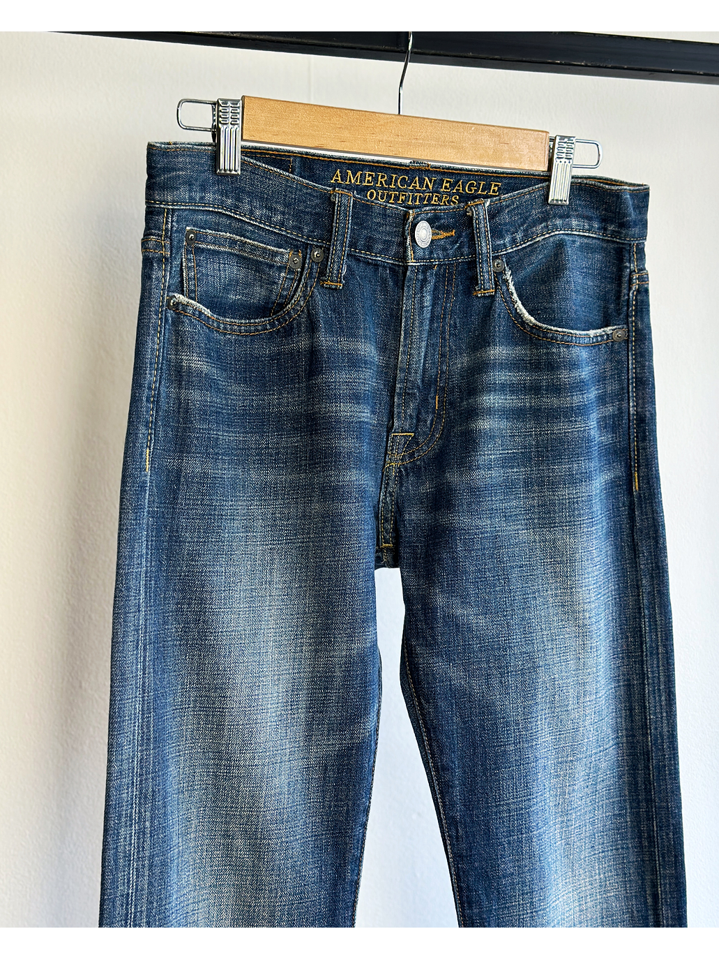 Jeans azul oscuro lavado 4