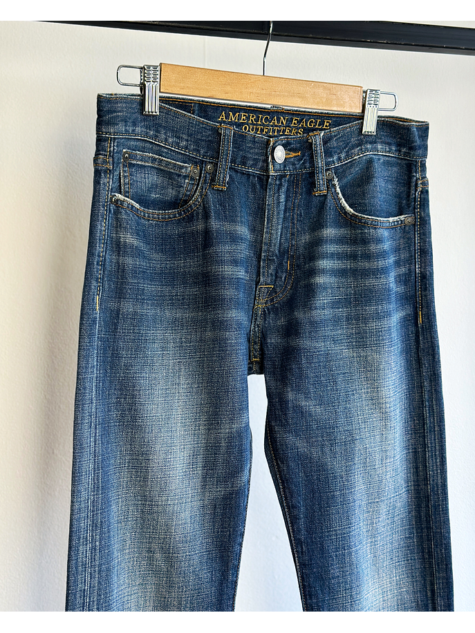 Jeans azul oscuro lavado 4