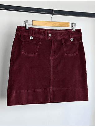 Falda burdeo de cotelé