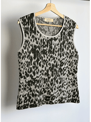 Top animal print 