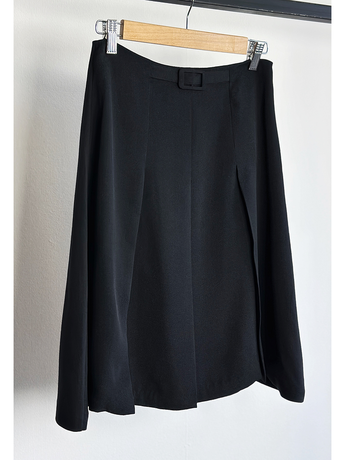 Falda de seda negra tableada 1