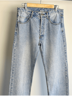 Jeans celeste tiro alto