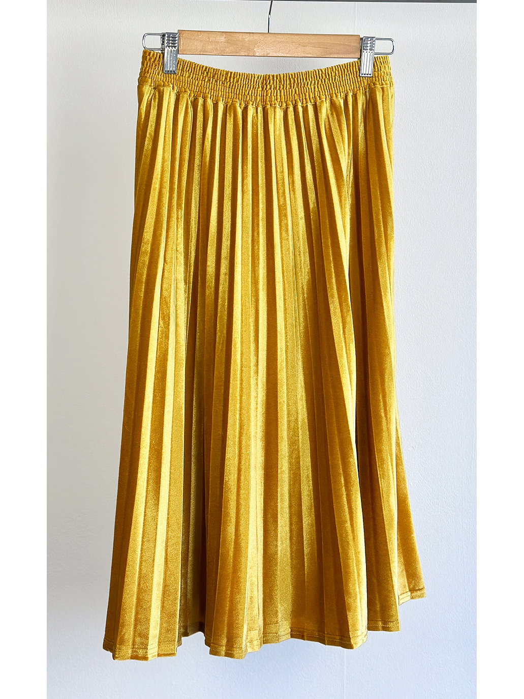 Falda plush mostaza 3