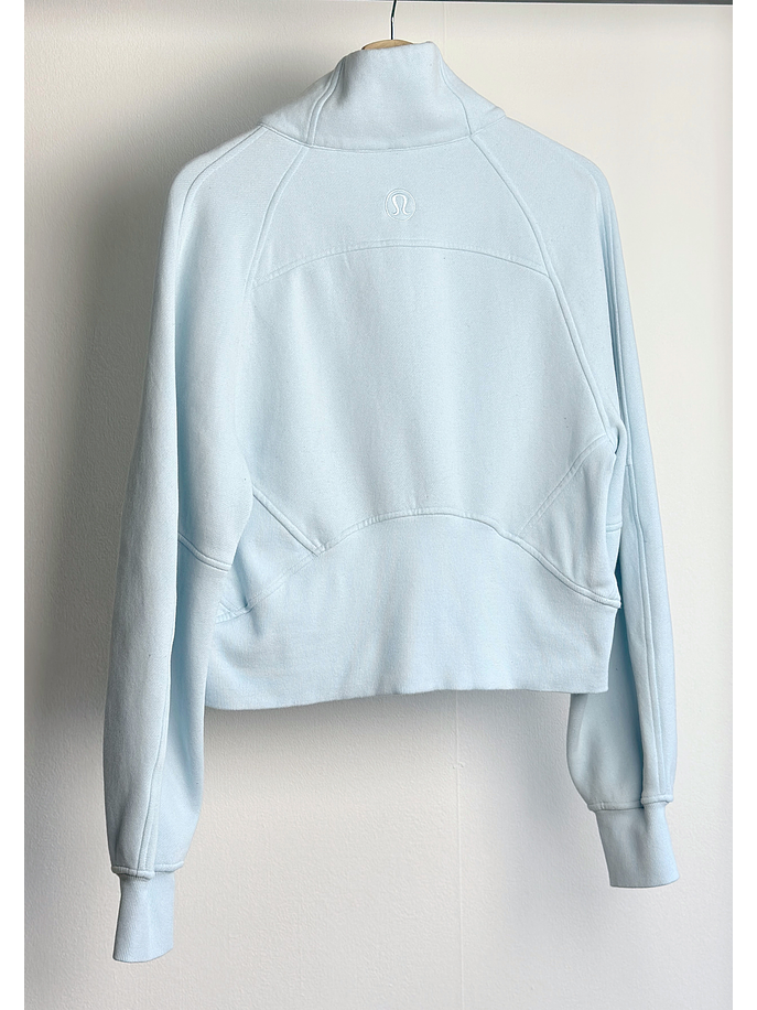 Polerón deportivo celeste 3