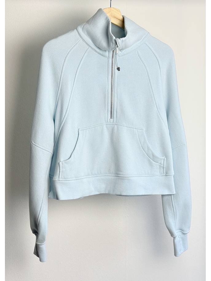 Polerón deportivo celeste 1