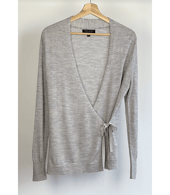 Chaleco gris cruzado